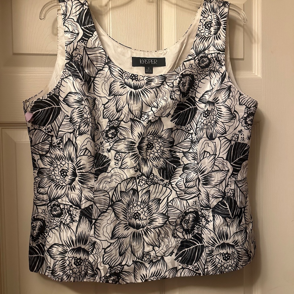 Kasper Sleeveless Black & White Tee, Size 16, Great Condition!!!